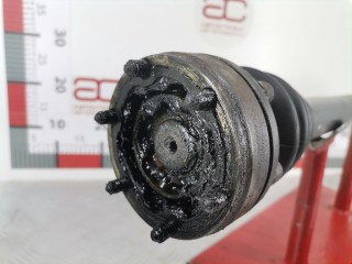 Полуось передняя правая (приводной вал, ШРУС), ориг. номер 1H0407450AX, Volkswagen Golf 1974-1993