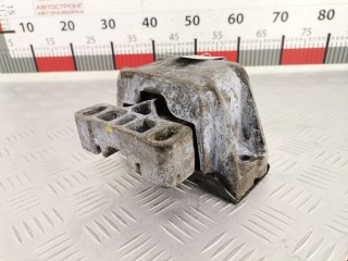Подушка крепления КПП Volkswagen Golf 1991-2000