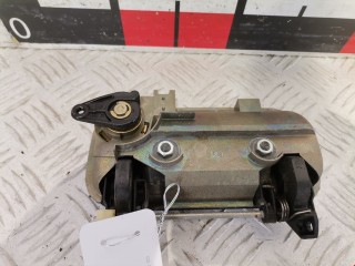 Ручка наружная передняя правая, ориг. номер 90480774, Opel Corsa 1993-2000