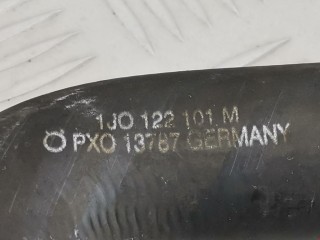 Патрубок радиатора, ориг. номер 8N0122101, 1J0122101M, Volkswagen Golf 1991-2000