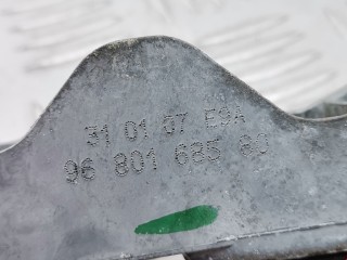 Ручка наружная передняя правая, ориг. номер 9680168580, 99101GF, Peugeot 207 2006-2009