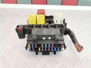 Блок предохранителей, ориг. номер 94FG14A073AA, Ford Fiesta 1989-1996