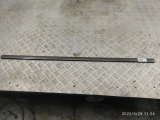 Молдинг двери передней правой Audi A6 1997-2001