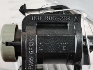 Клапан воздушный, ориг. номер 1K0906283A, Audi A4 2004-2009