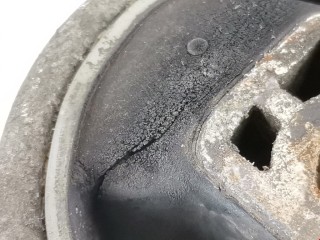 Подушка крепления КПП, ориг. номер 98AB6P082A, Ford Focus 1998-2001