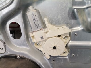 Стеклоподъемник передний правый, ориг. номер 3M51R045H16A, Ford C-Max 2003-2007