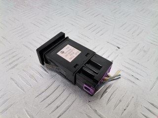 Кнопка подогрева заднего стекла, ориг. номер 3B0959621C, Volkswagen Passat 1996-2001