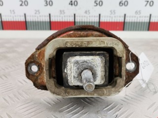 Подушка крепления двигателя, ориг. номер KKB500441, KKB500760, Land Rover Discovery 2004-2009