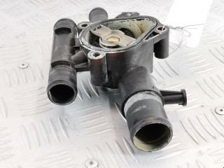 Корпус термостата, ориг. номер 8200112054B, 8200674366, Renault Scenic 2003-2006