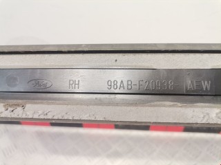 Молдинг двери передней правой, ориг. номер 98ABF20938, 98ABF20938AEW, Ford Focus 1998-2001