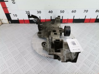 Кронштейн генератора, ориг. номер 03G903143H, Dodge Journey 2007-2011