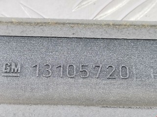 Молдинг двери задней левой, ориг. номер 13105721, 13105720, Opel Signum 2003-2005