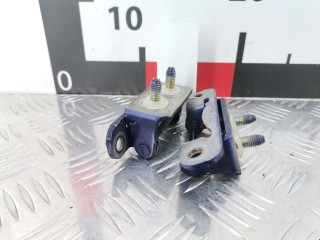 Петля крышки багажника, ориг. номер 61820FC101, Subaru Legacy 1993-1998