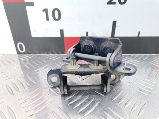 Петля крышки багажника, ориг. номер 61820FC101, Subaru Legacy 1993-1998