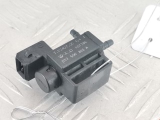 Клапан воздушный, ориг. номер 037906283A, 72240200, Volkswagen Bora 1998-2005