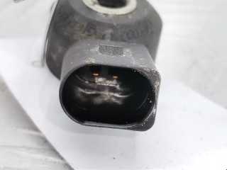 Датчик детонации, ориг. номер 030905377C, Volkswagen Golf 1997-2006