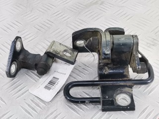 Петля двери Volkswagen Passat 2005-2010