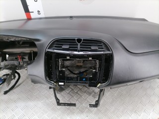 Панель передняя салона (торпедо), ориг. номер 735473415, Lancia Delta 2008-2011