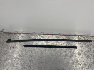 Молдинг стекла двери наружный, ориг. номер 9310J1, Citroen C4 Grand Picasso 2006-2013