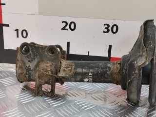 Стойка передняя правая, ориг. номер 4160162G10, 4160162G11, Suzuki Baleno 1995-2002