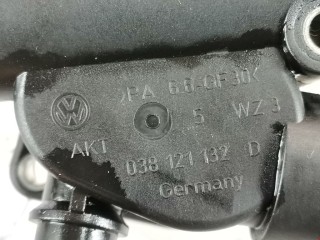 Фланец (тройник) системы охлаждения, ориг. номер 038121132D, 045121121A, Audi A4 2000-2006
