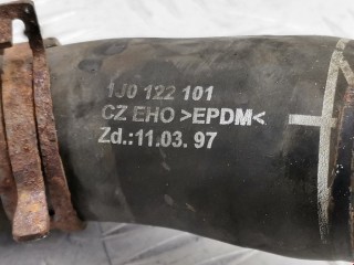 Патрубок радиатора, ориг. номер 1J0122101, Volkswagen Golf 1991-2000