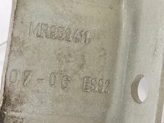 Петля капота левая, ориг. номер MR959411, Mitsubishi Colt 2002-2012