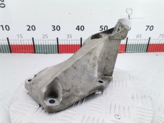 Кронштейн двигателя, ориг. номер 8D0199307P, 8D0199305A, Audi A4 1994-1999