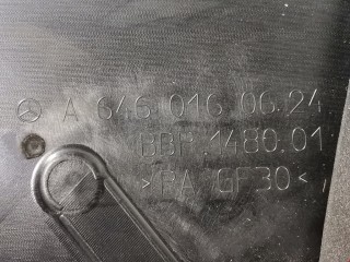 Декоративная крышка двигателя, ориг. номер A6460160624, A6460102267, Mercedes C W203 2000-2004