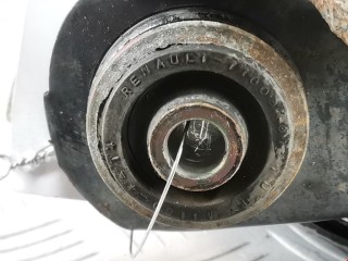 Рычаг передний правый, ориг. номер 8200737133, Renault Scenic 1996-1999