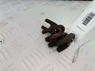 Скоба (кронштейн) крепления форсунки, ориг. номер 7701477646, Renault Megane 2002-2006
