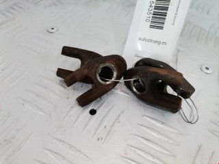 Скоба (кронштейн) крепления форсунки, ориг. номер 7701477646, Renault Megane 2002-2006