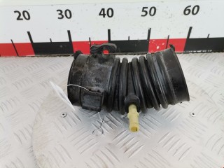 Патрубок воздушного фильтра, ориг. номер L813132212, L81313221A, Mazda 6 2002-2005