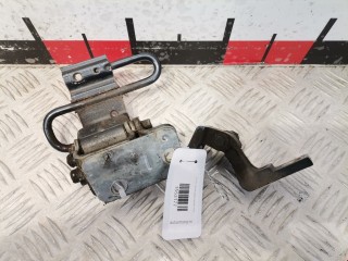 Петля двери Volkswagen Passat 2000-2005