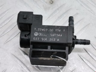 Клапан воздушный Audi A3 1996-2000