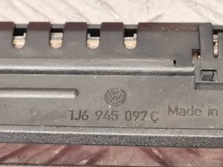 Стоп-сигнал, ориг. номер 1J6945097C, 1J6945131C, Volkswagen Golf 1991-2000