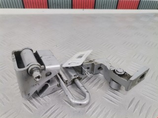 Петля двери Audi A6 1997-2001
