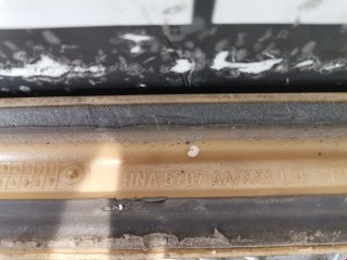 Молдинг двери передней левой, ориг. номер HNA5707AAXXX, HNA5707AA, Jaguar XJ 1997-2003