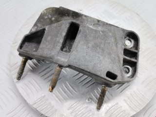 Кронштейн двигателя, ориг. номер 96FB6030AK, Ford Fiesta 1999-2002