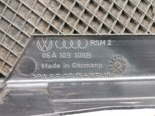 Защита (кожух) ремня ГРМ, ориг. номер 06A109108B, 06A109108T, Volkswagen Passat 1996-2001