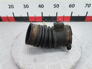 Патрубок воздушного фильтра, ориг. номер L813132213, L81313221A, Mazda 6 2002-2005
