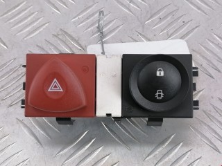 Кнопка аварийной сигнализации Renault Megane 2006-2009