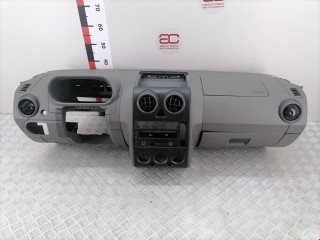 Панель передняя салона (торпедо) Ford Fusion 2002-2005