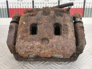 Суппорт передний правый, ориг. номер 26291AC020, Subaru Forester 1997-2000