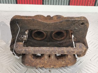 Суппорт передний правый, ориг. номер 26291AC020, Subaru Forester 1997-2000