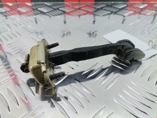 Ограничитель открывания двери передней, ориг. номер 5S6AA23500, Ford Fiesta 2001-2007
