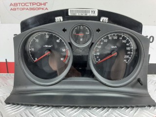 Щиток приборов (приборная панель) Opel Zafira 2008-2014