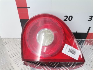 Фонарь крышки багажника правый Volkswagen Golf 1997-2006