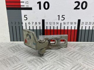 Петля двери передней правой, ориг. номер 13180564, Opel Corsa 2006-2011