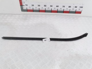 Молдинг стекла лобового, ориг. номер AM51R03195, Ford C-Max 2010-2015